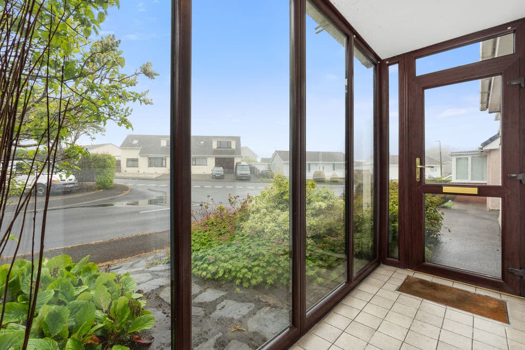 1 Cronk Avenue, Onchan — photo 2