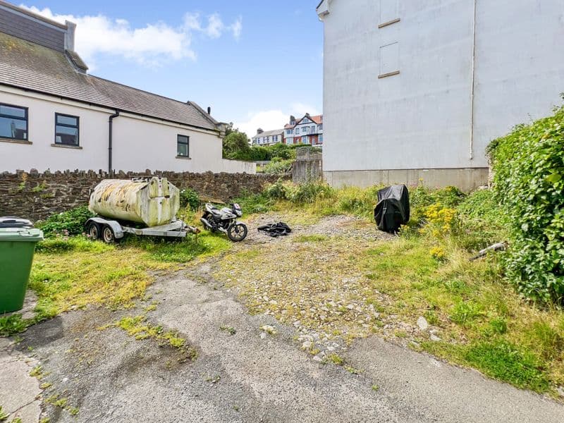 Off Gellings Avenue, Port St. Mary — photo 1