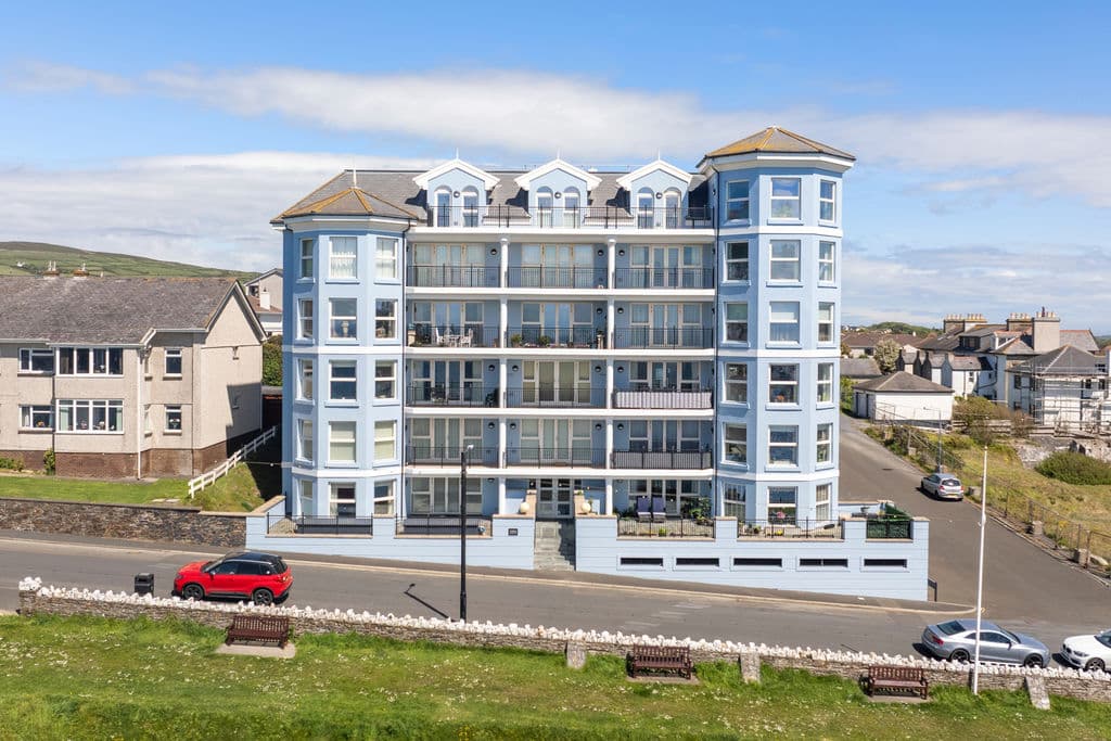 11 Imperial Heights, The Promenade, Port Erin — photo 1