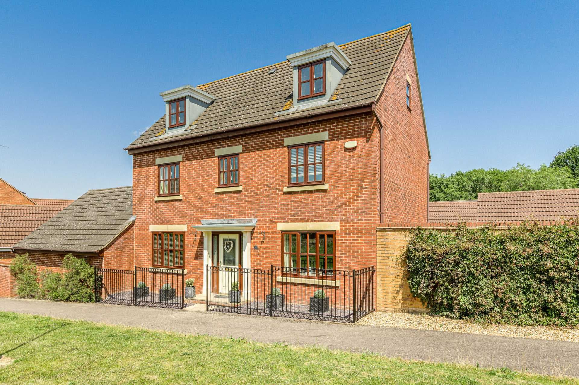 Vernier Crescent, Medbourne — photo 4