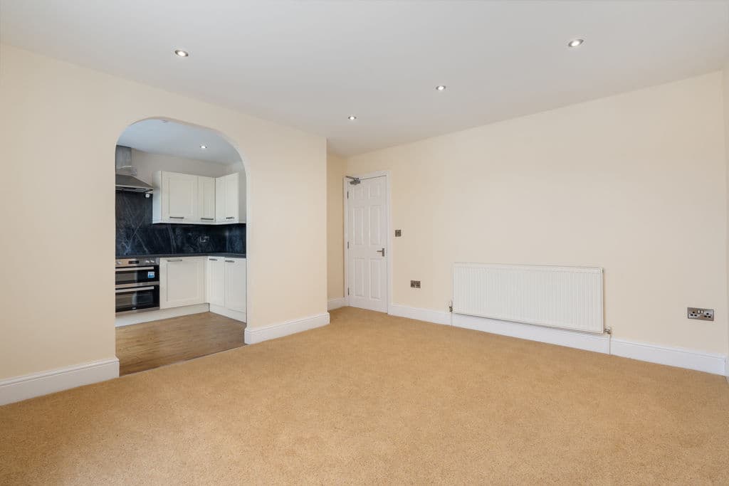 Flat 3, 11 Windsor Road, Douglas — photo 3