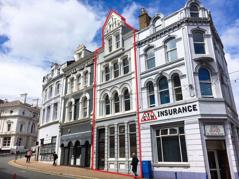 32 Victoria Street, Douglas — photo 1