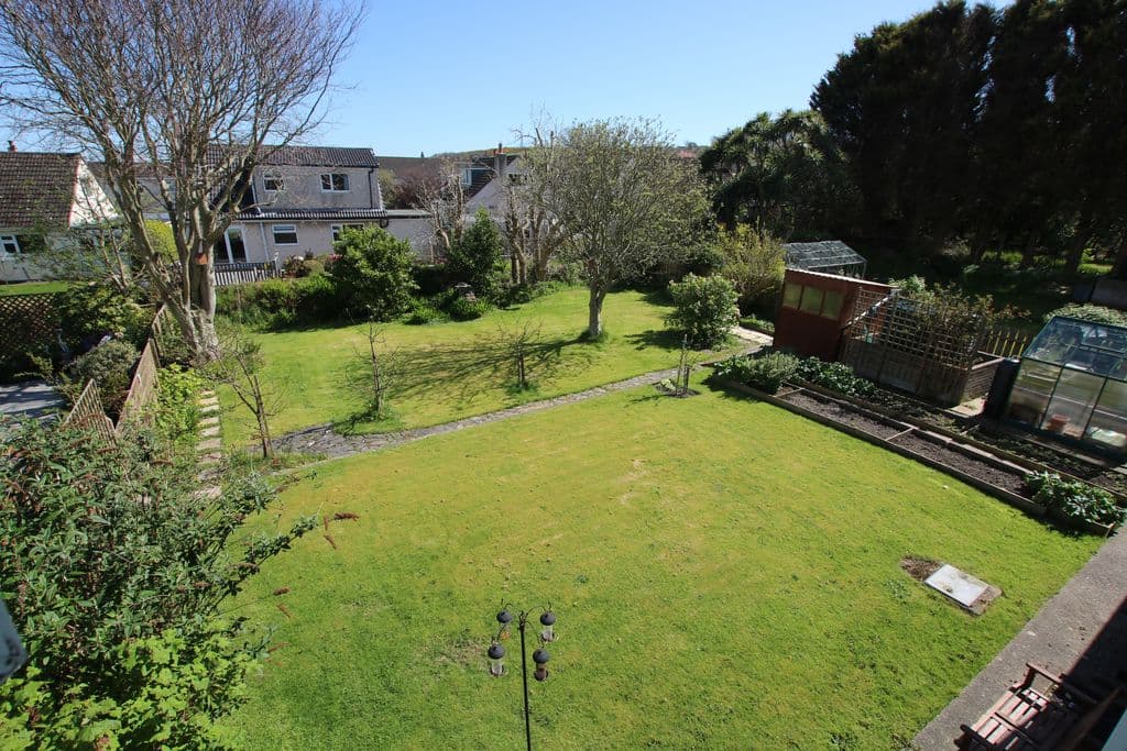 37 Droghadfayle Road, Port Erin — photo 5