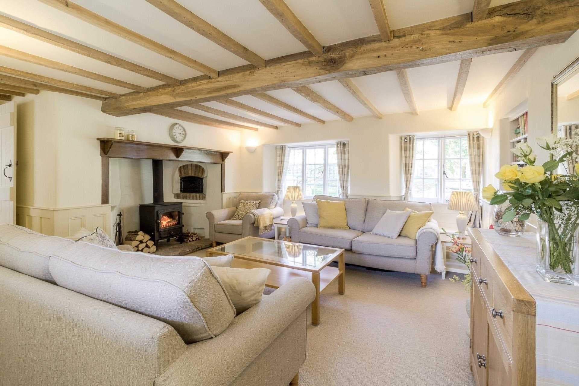Wicken Wood Cottage, Leckhampstead Road, Wicken — photo 2