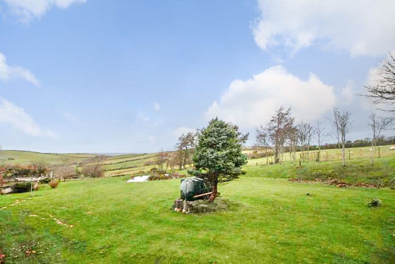 Ballaskyr Farmhouse, Barregarrow, Kirk Michael — photo 5