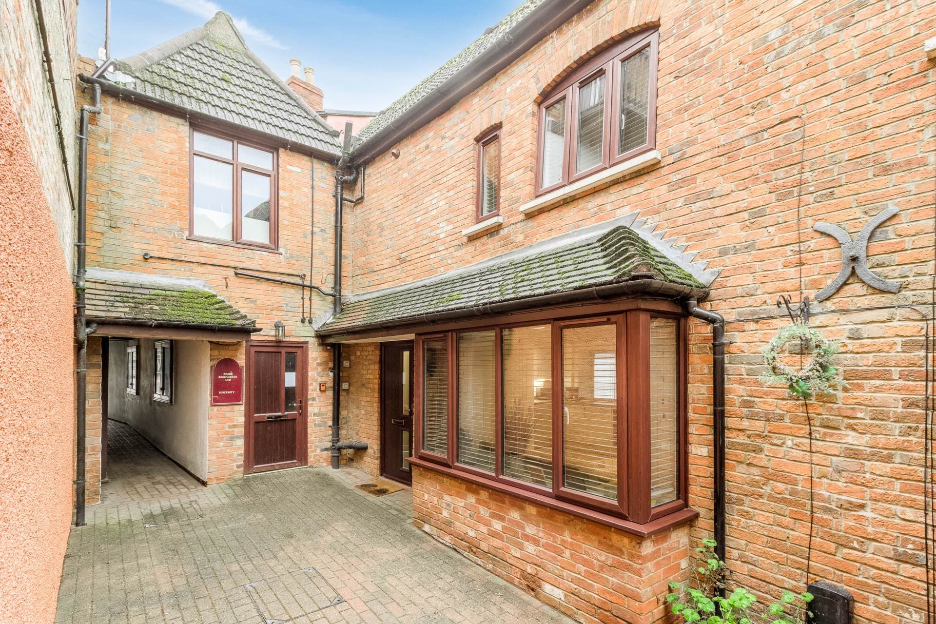 Clifton Court, Newport Pagnell