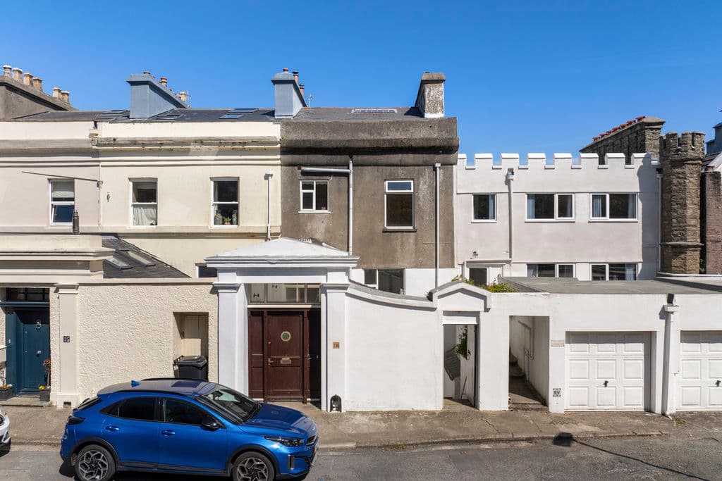 16 Fort William, Head Road, Douglas — photo 5