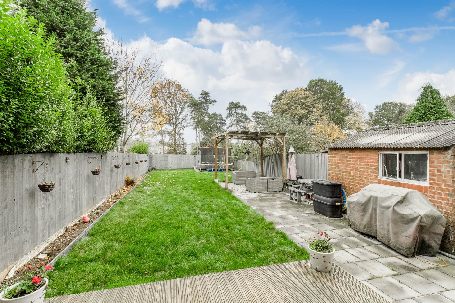 Southern Way, Wolverton — photo 1