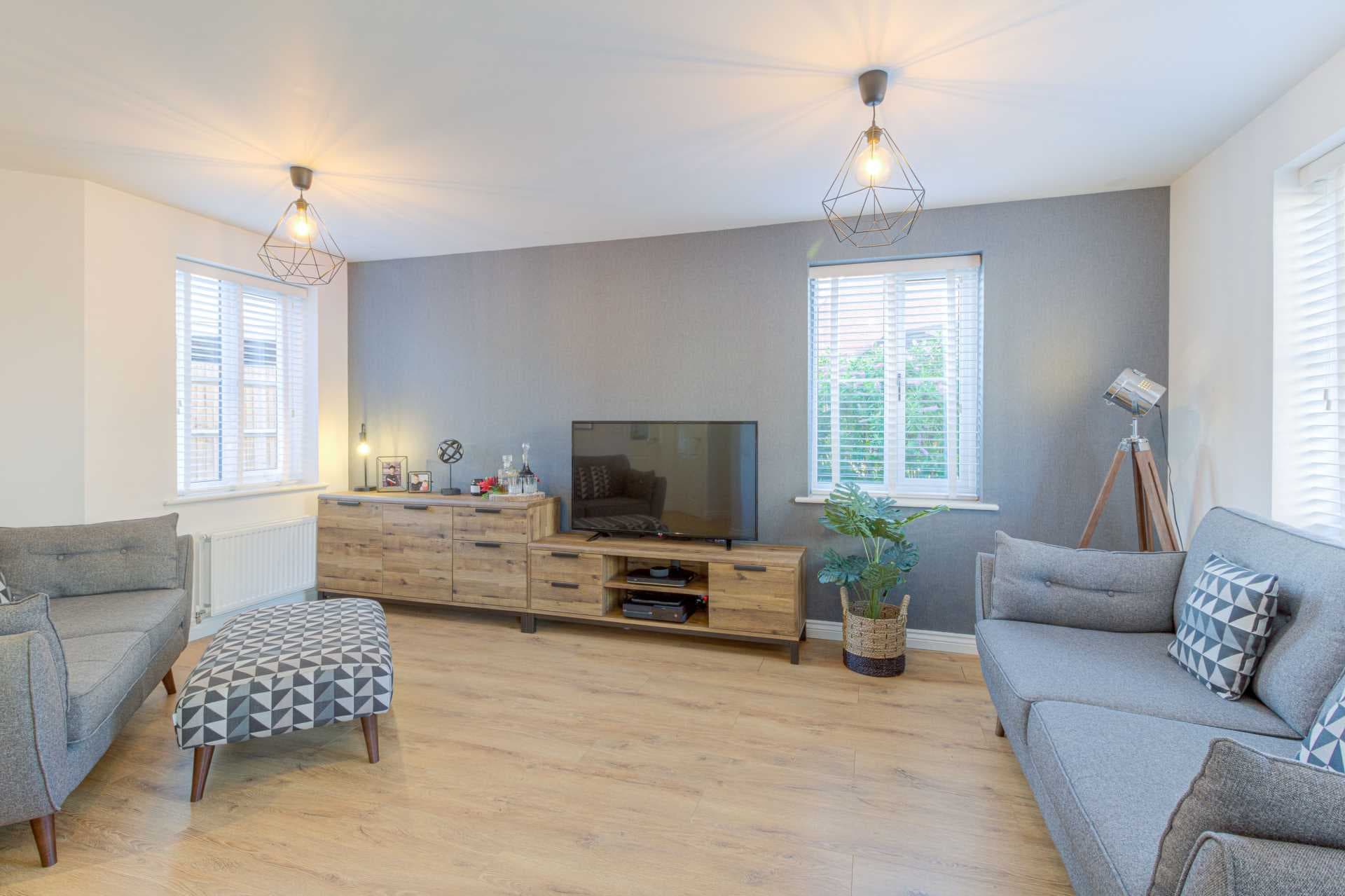 Drayhorse Crescent, Woburn Sands — photo 5