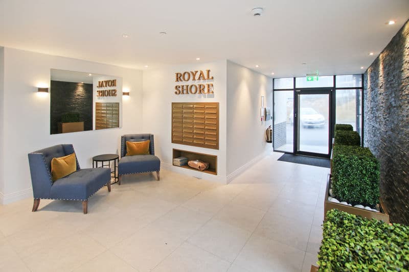 2 Royal Shore, The Promenade, Port Erin — photo 3