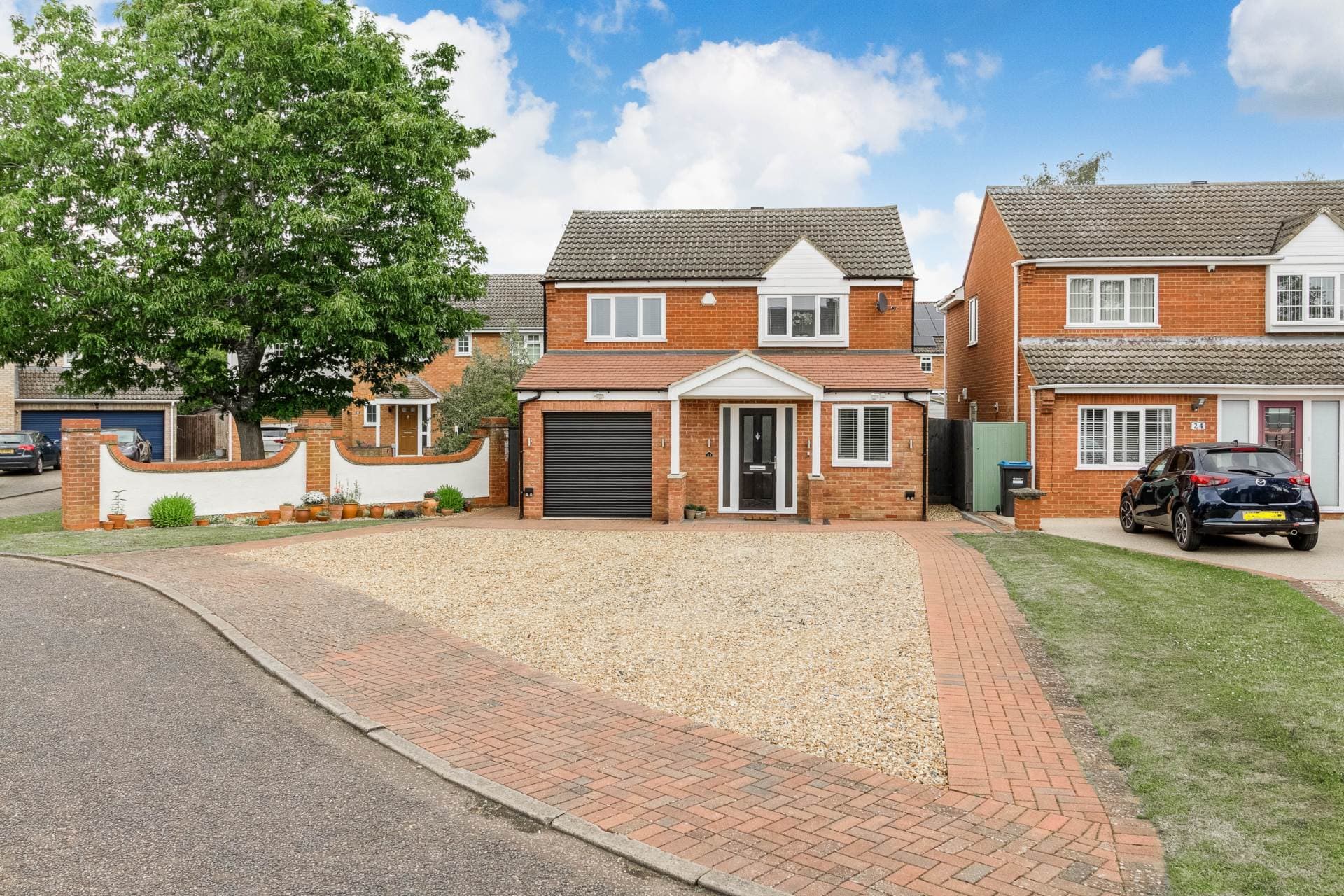 Eliot Close, Newport Pagnell — photo 1