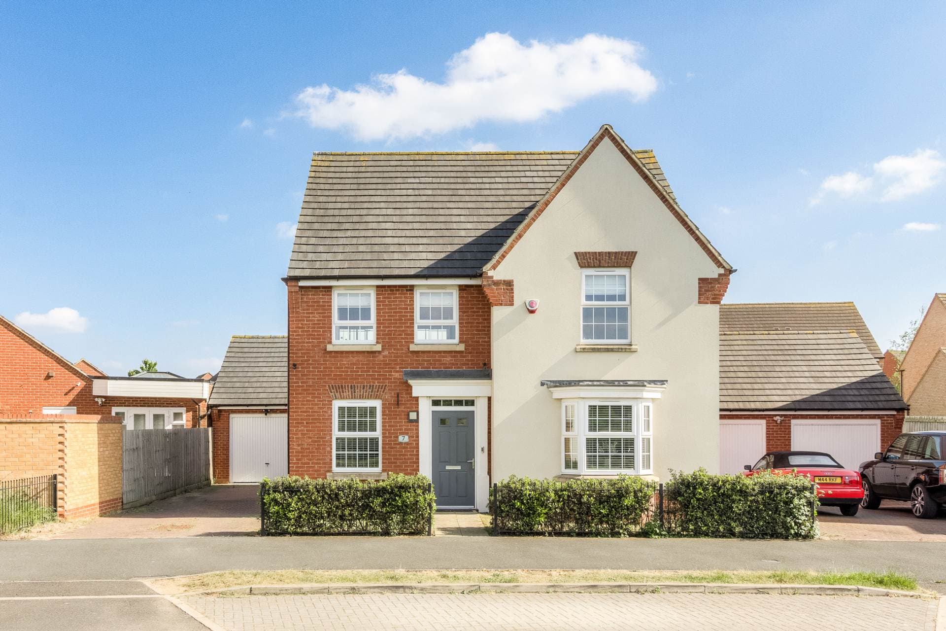 Neptune Crescent, Brooklands — photo 1