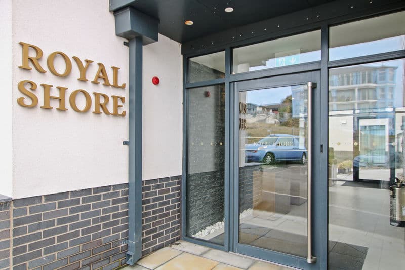 2 Royal Shore, The Promenade, Port Erin — photo 2