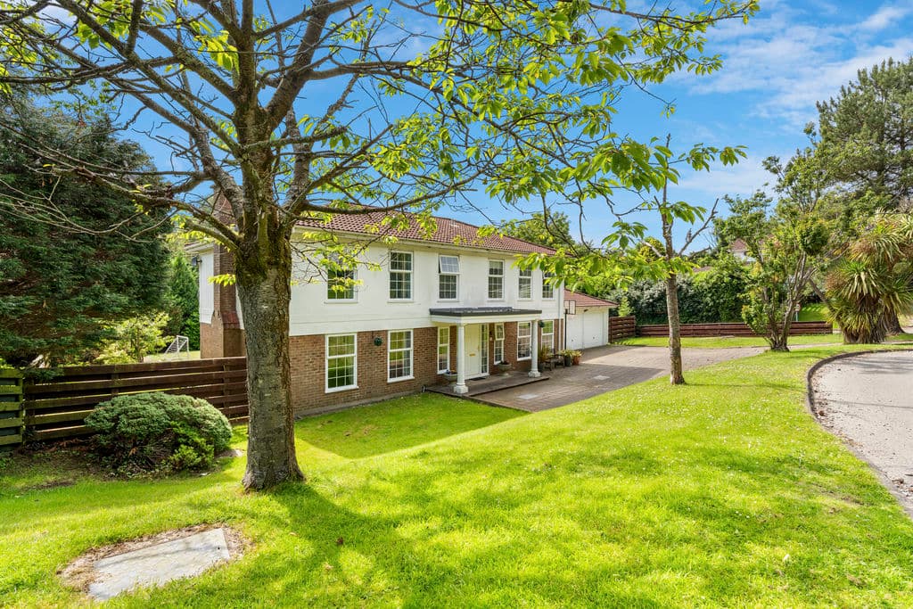 2 River Vale, Braddan — photo 1