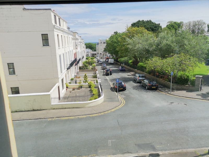 59/60 Derby Square, Douglas — photo 3