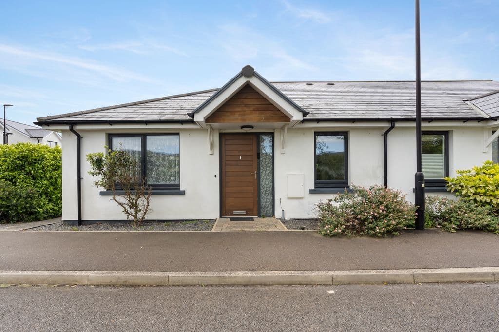 41 Cronk Cullyn, Colby — photo 1