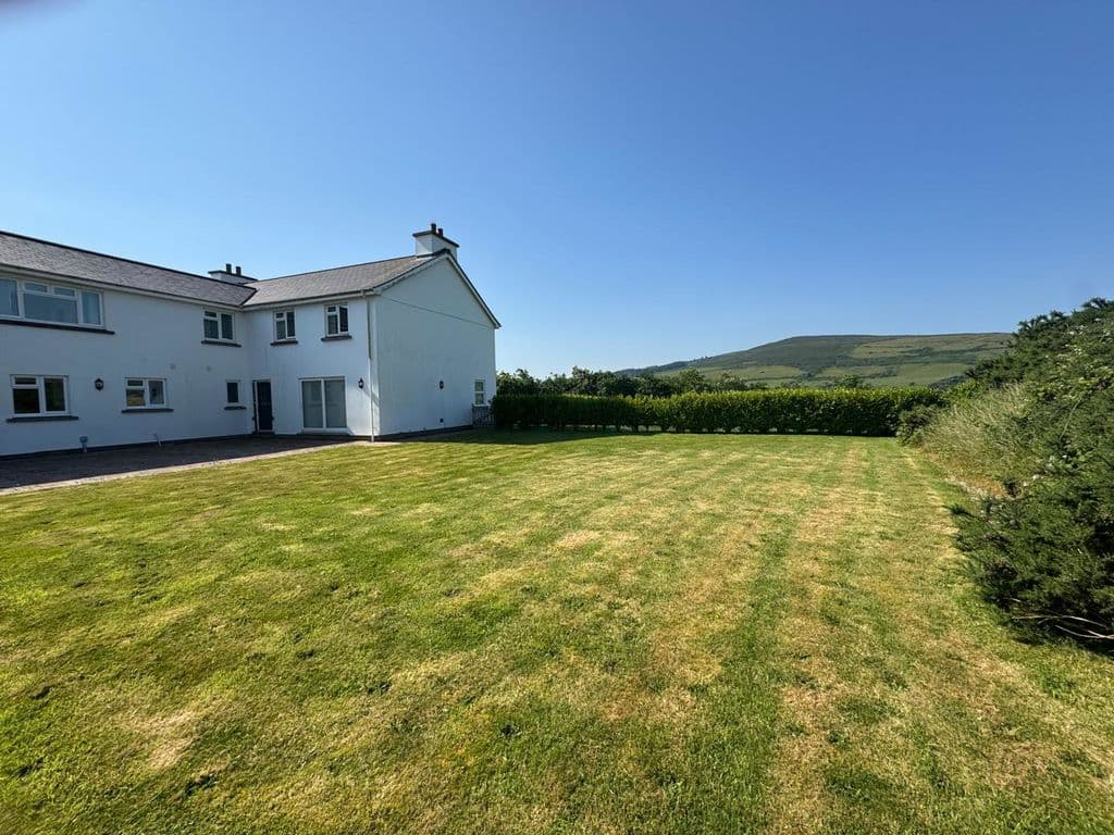 Lhoobs Road, Foxdale — photo 2