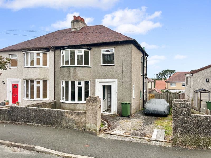 6 Seaview Road, Onchan — photo 1
