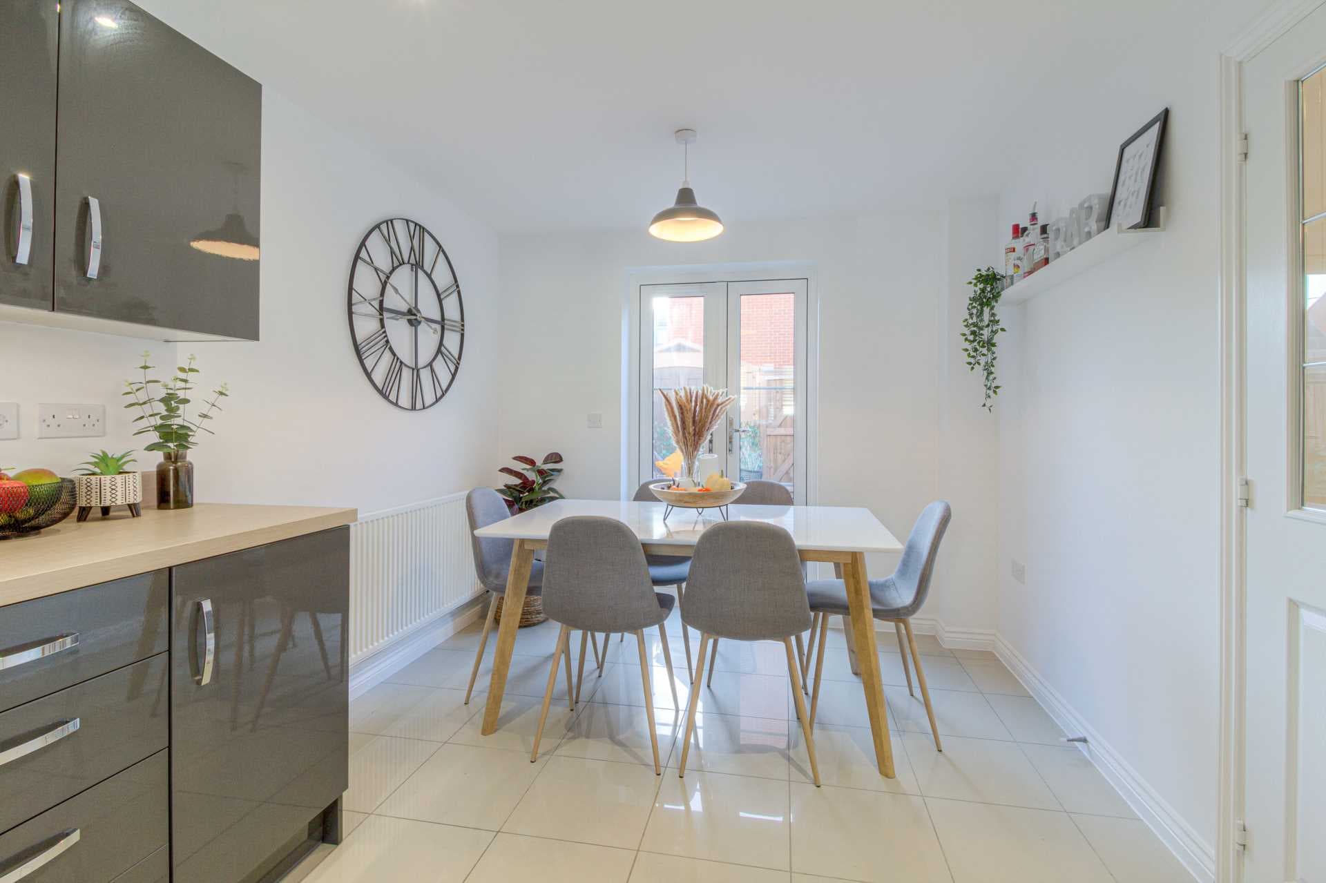 Drayhorse Crescent, Woburn Sands — photo 2