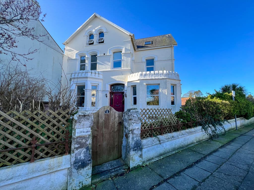 Albany Road, Douglas — photo 1