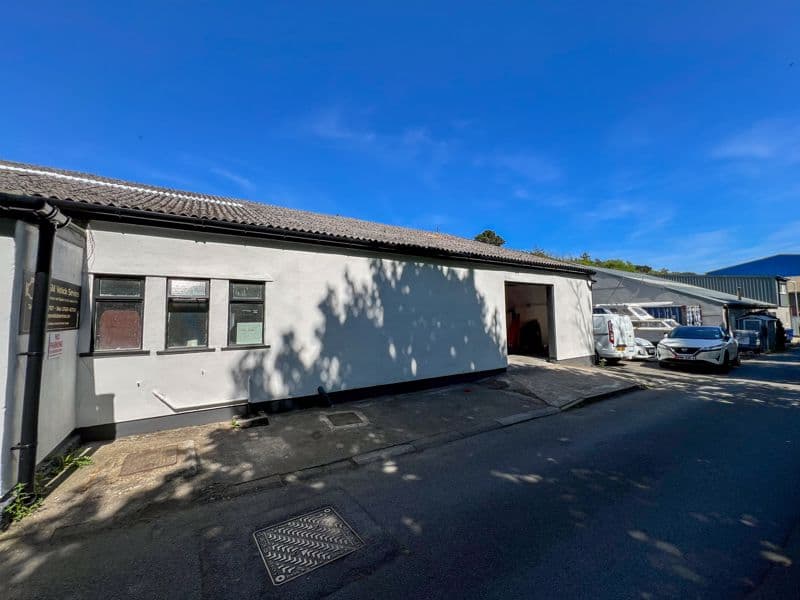 Hills Meadow Industrial Estate, Douglas — photo 1