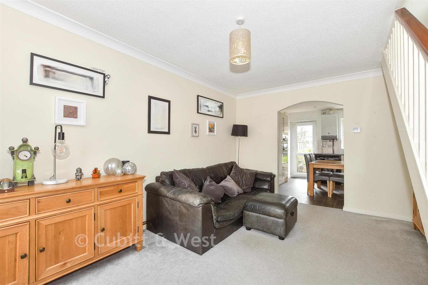 2 Bed End Of Terrace House, Albert Close Haywards Heath — photo 3