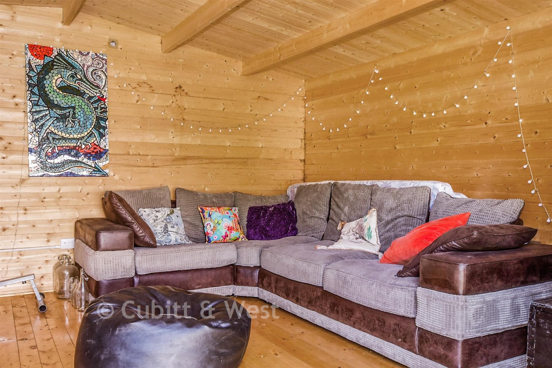 4 Bed Semi Detached House, Cuckfield Road Hurstpierpoint — photo 2