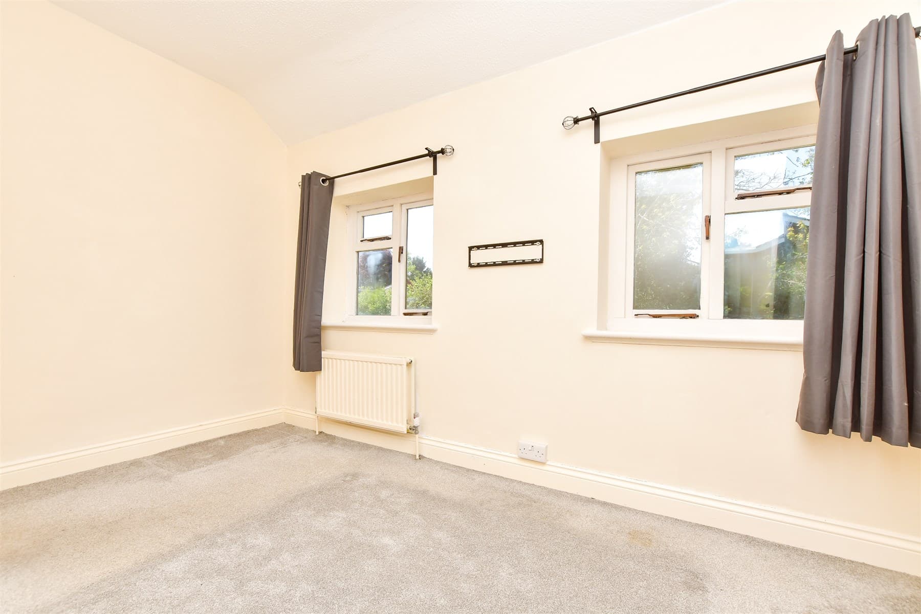 3 Bed Semi Detached House, Glebe Road Cuckfield Haywards Heath — photo 5