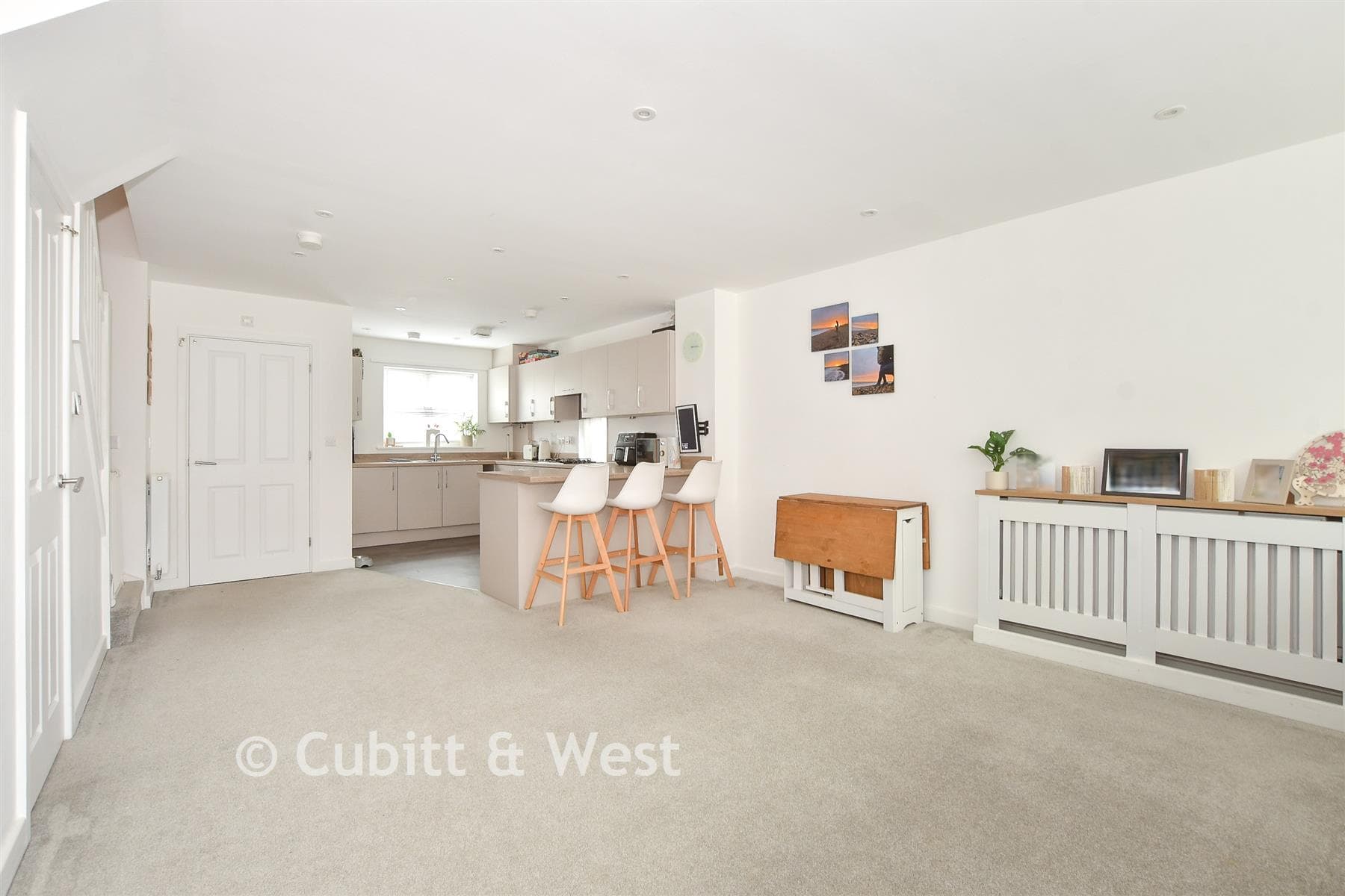 3 Bed Detached House, Denchy Mead Burgess Hill — photo 5