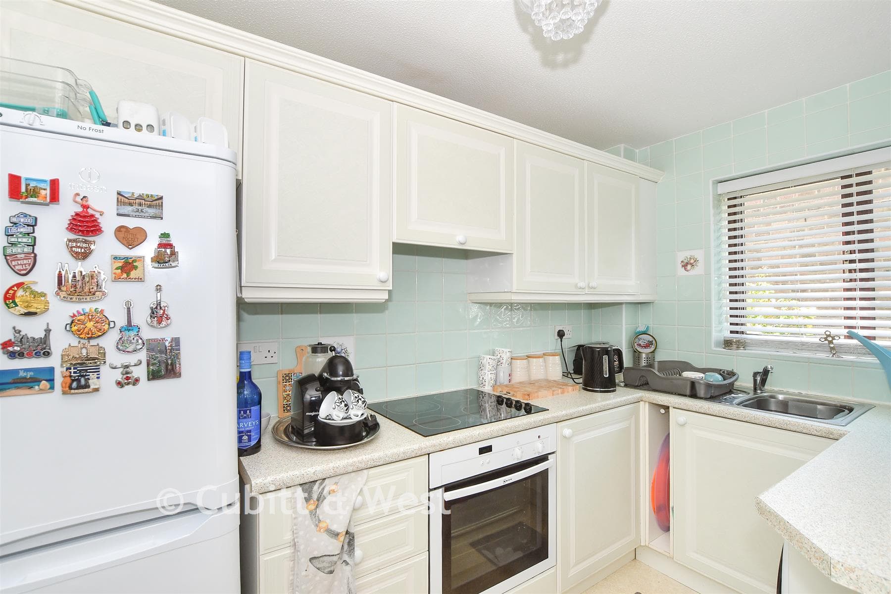 1 Bed Apartment, Windmill Platt Handcross Haywards Heath — photo 5