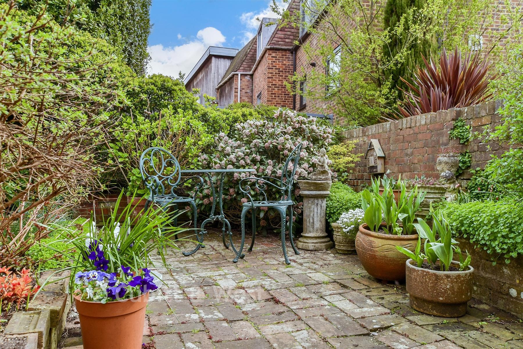 2 Bed Terraced House, St Martin S Lane Lewes — photo 3