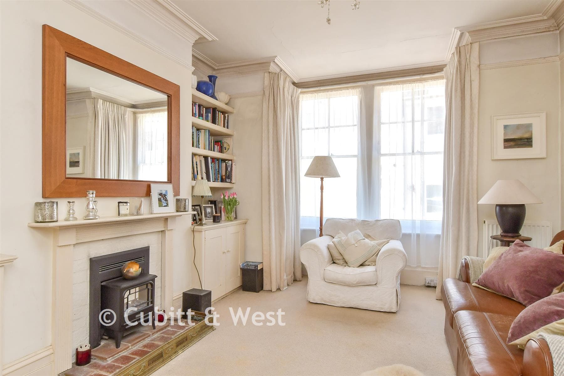 2 Bed Terraced House, Garden Street Lewes — photo 3