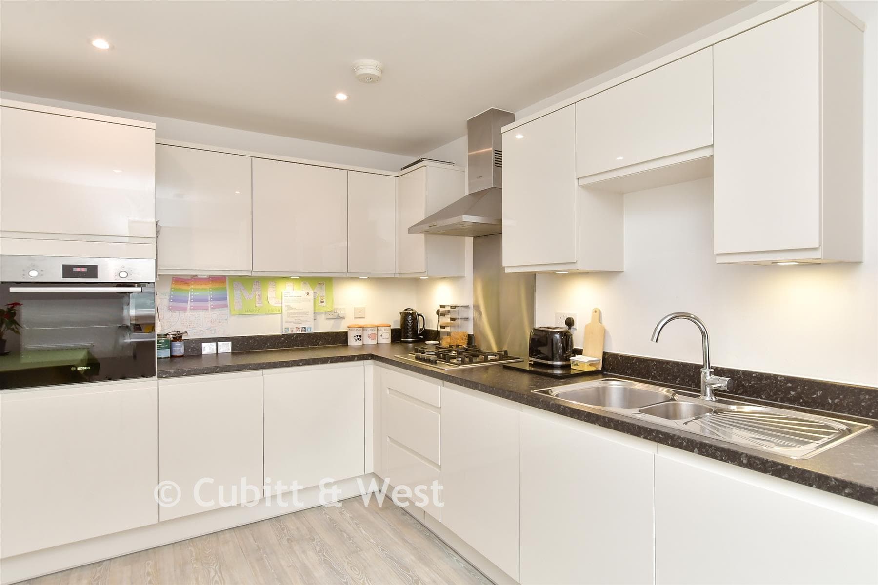 3 Bed Semi Detached House, Clarks Croft Ringmer Lewes — photo 4