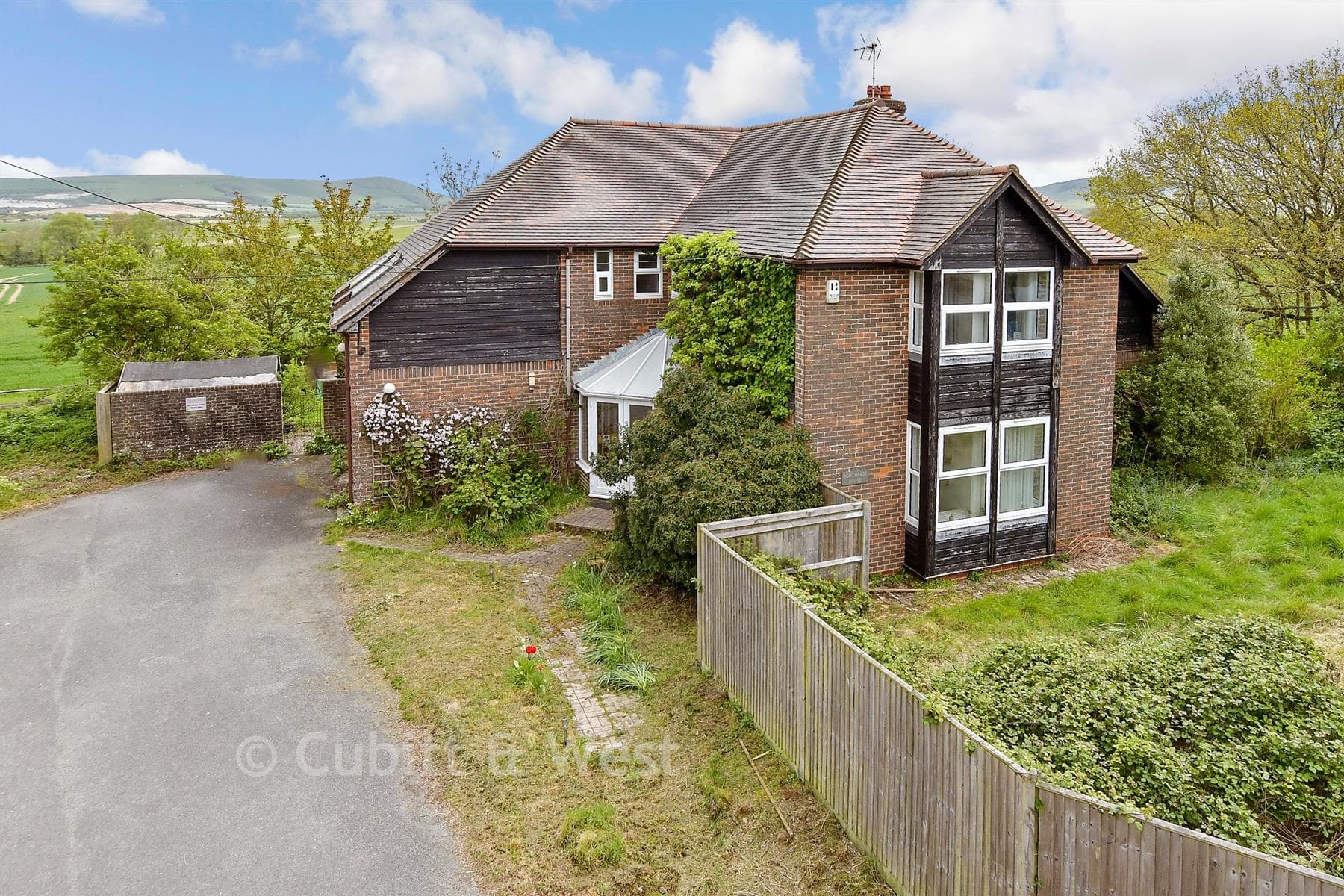 7 Bed Detached House, Newhaven Road Rodmell Lewes — photo 1