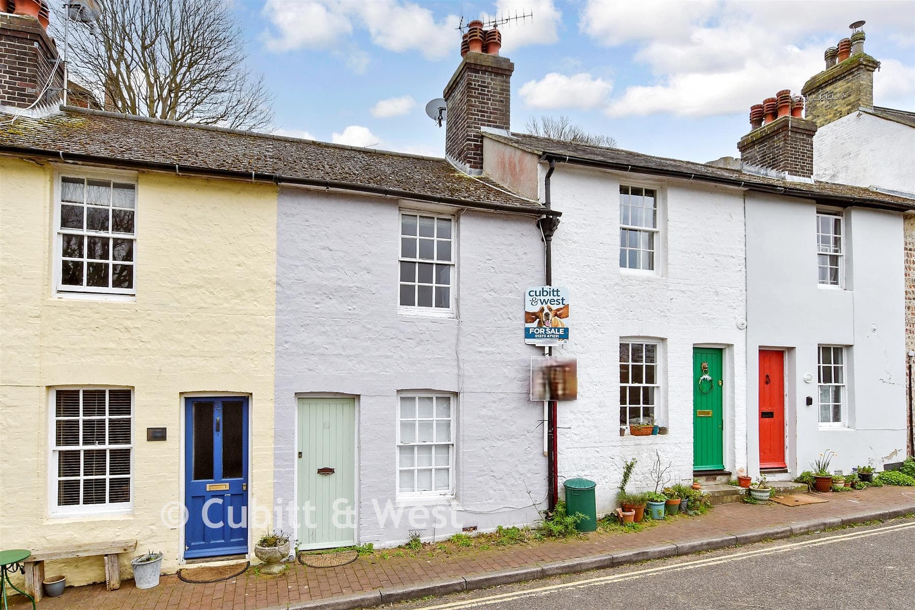 2 Bed Terraced House, New Road Lewes — photo 1