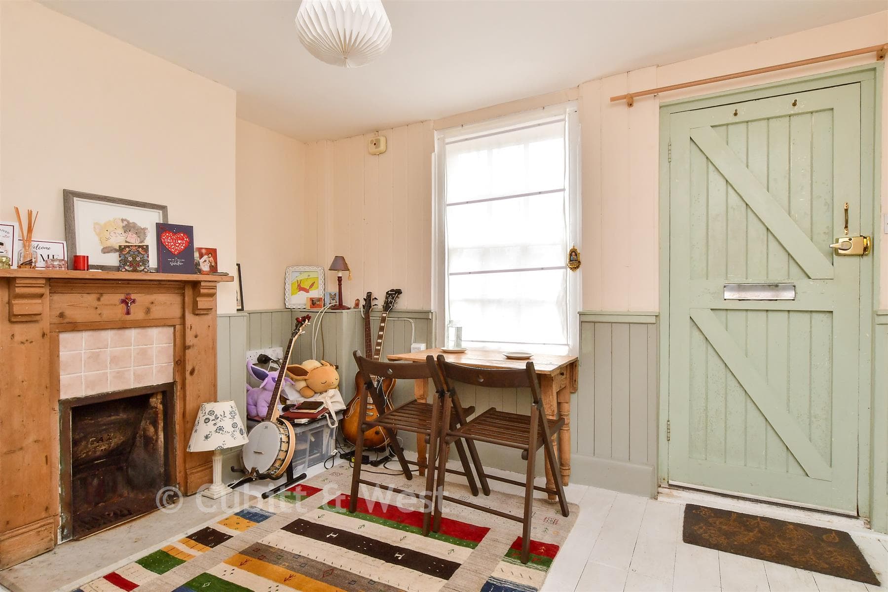 2 Bed Terraced House, New Road Lewes — photo 3