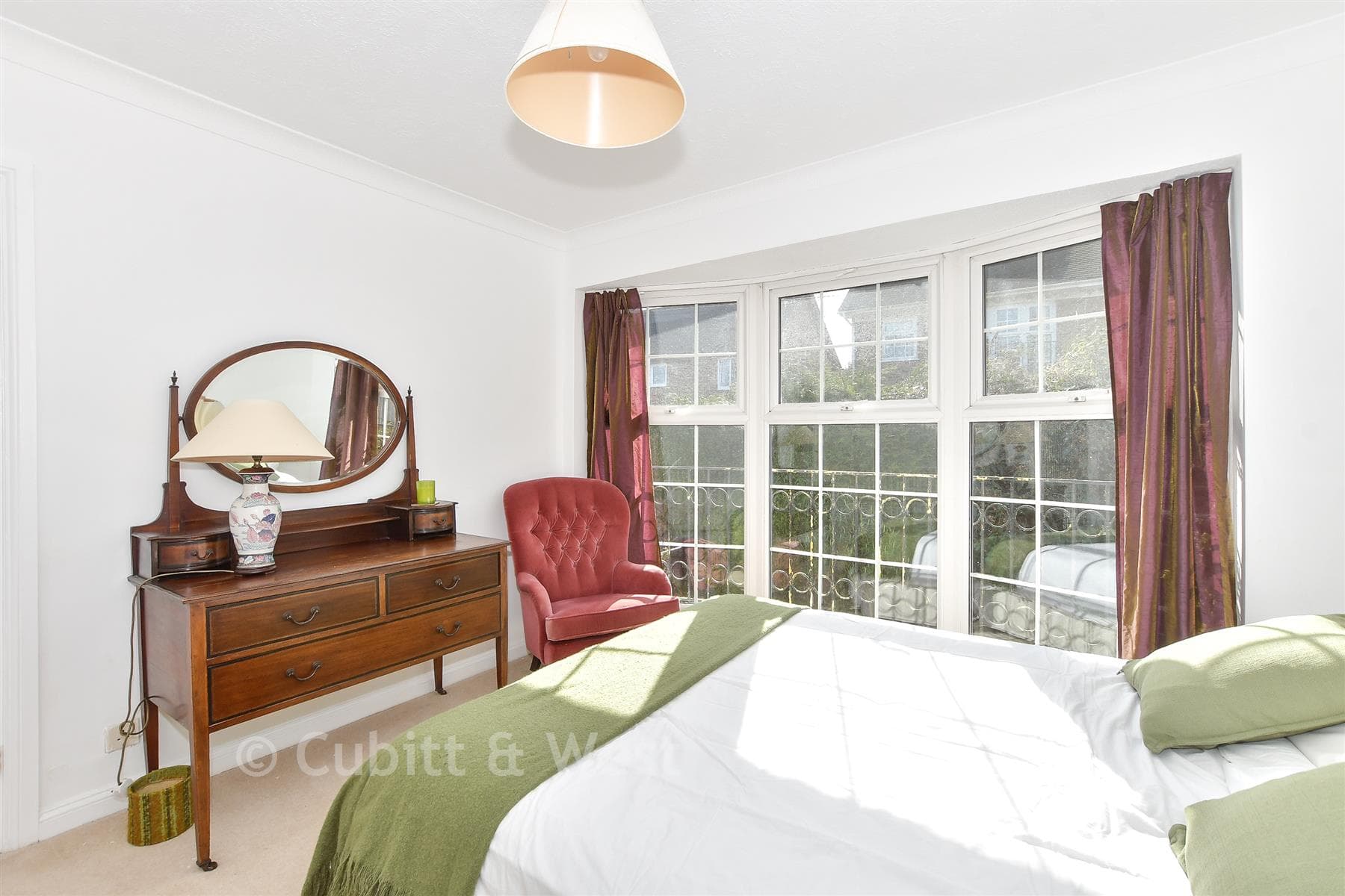3 Bed Semi Detached House, Sackville Close Lewes — photo 5
