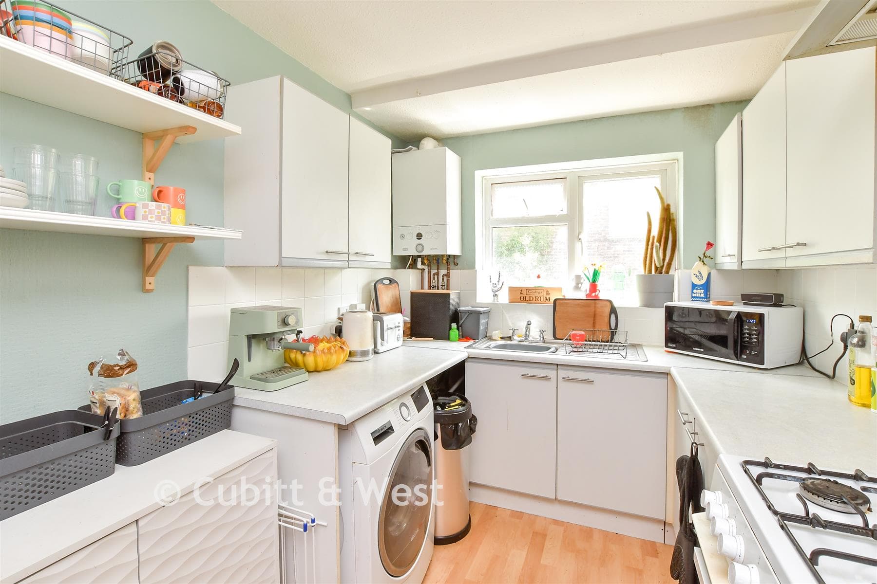 2 Bed Flat, Harrington Road Brighton — photo 4
