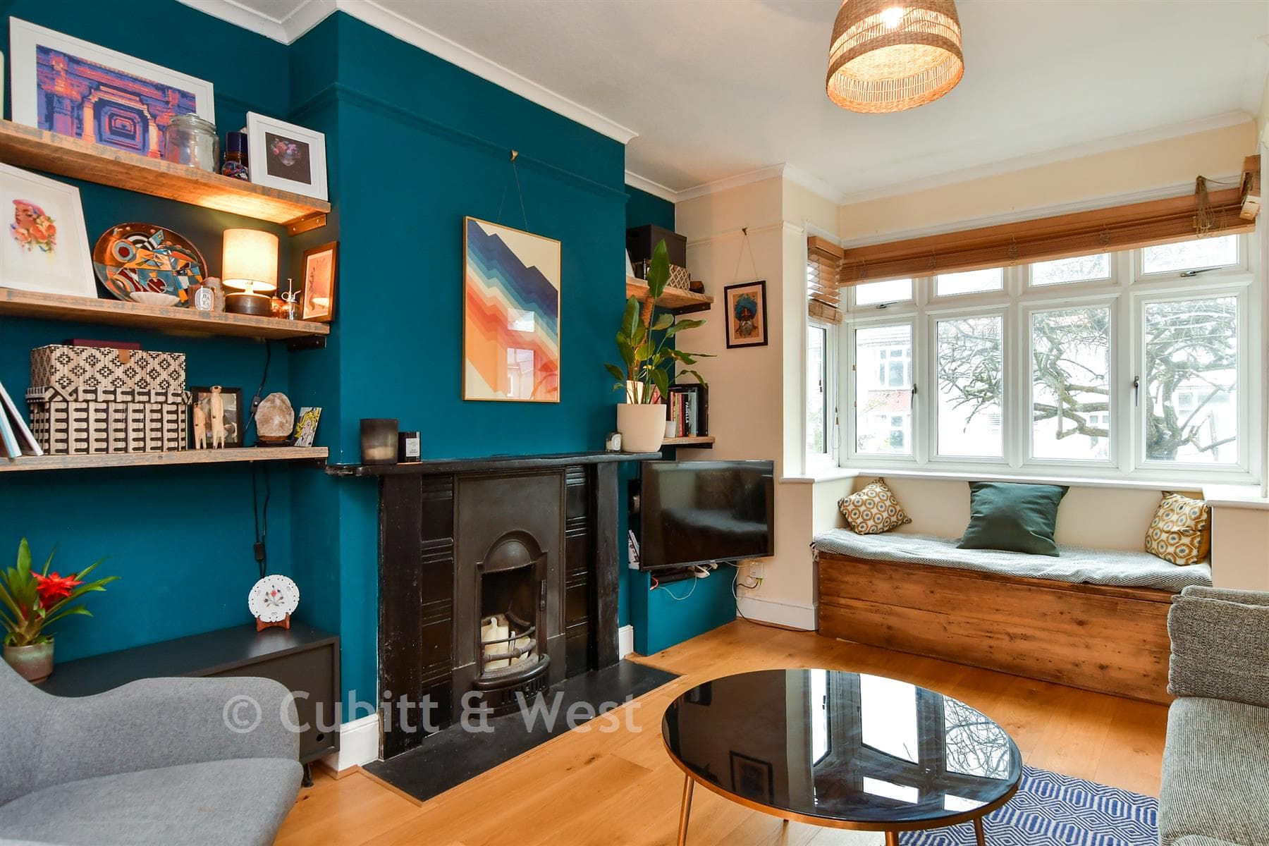 2 Bed Terraced House, Roedale Road Brighton — photo 3