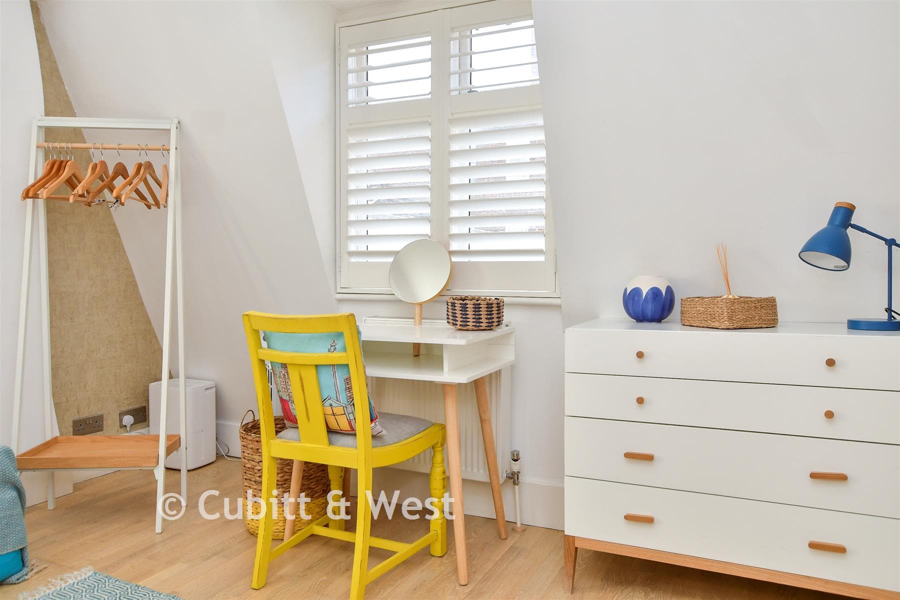 3 Bed End Of Terrace House, Market Street Brighton — photo 2
