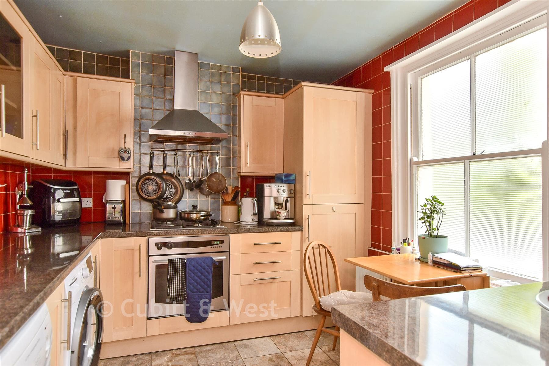 3 Bed Maisonette, Preston Road Brighton — photo 5
