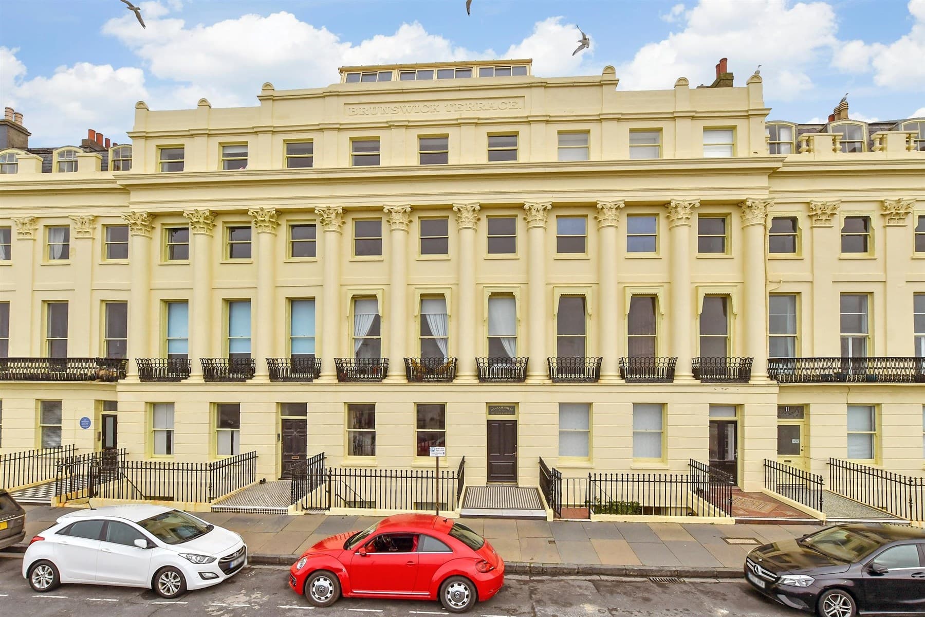 2 Bed Apartment, Brunswick Terrace Hove — photo 1