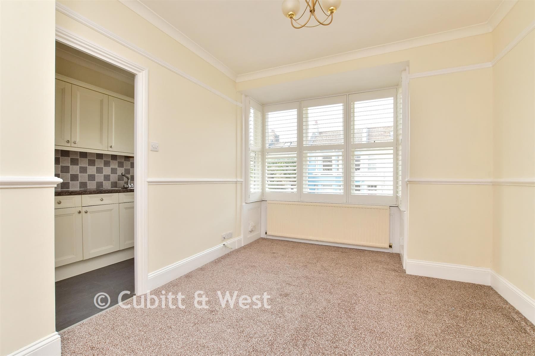 1 Bed Flat, Grantham Road Brighton — photo 1