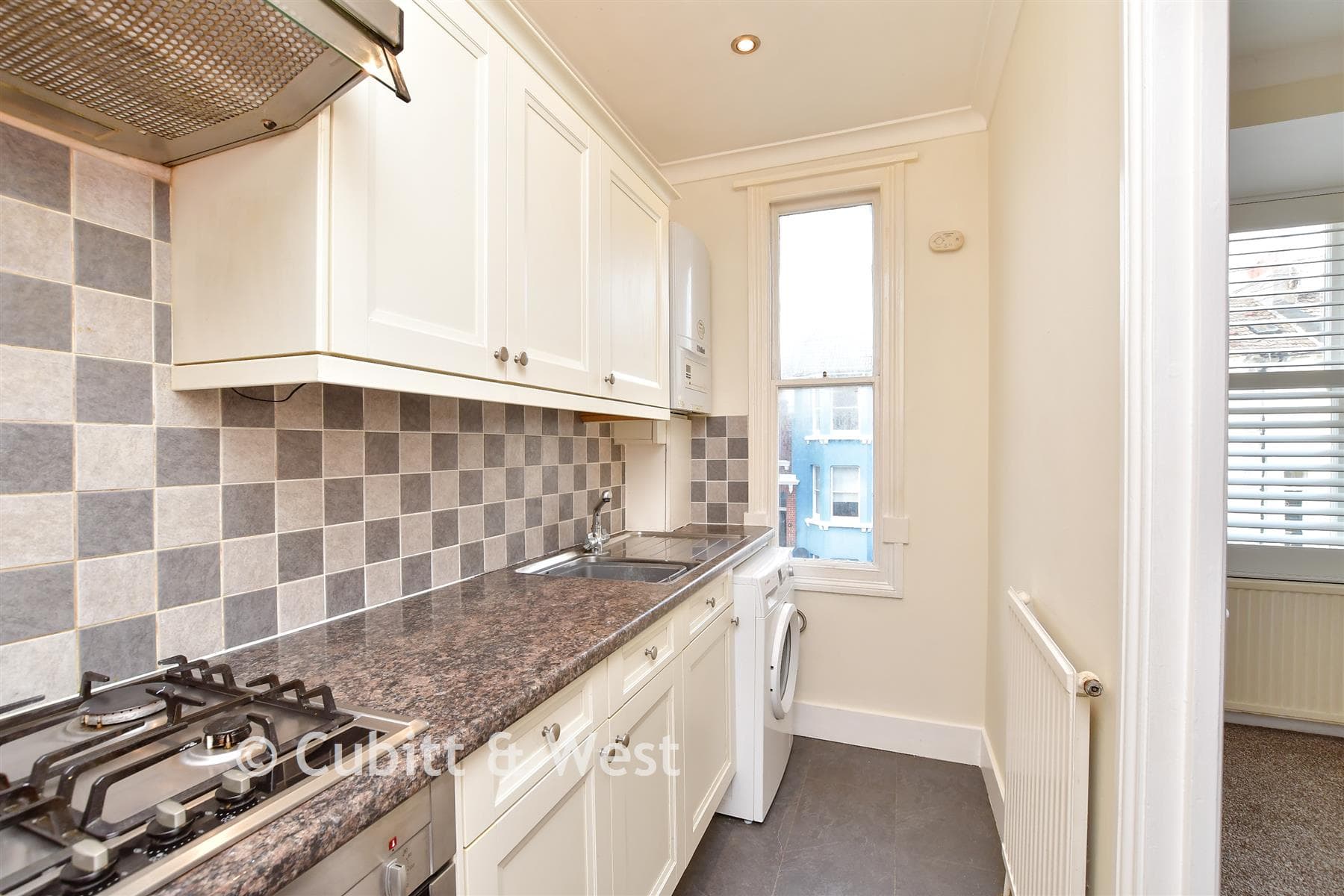 1 Bed Flat, Grantham Road Brighton — photo 4
