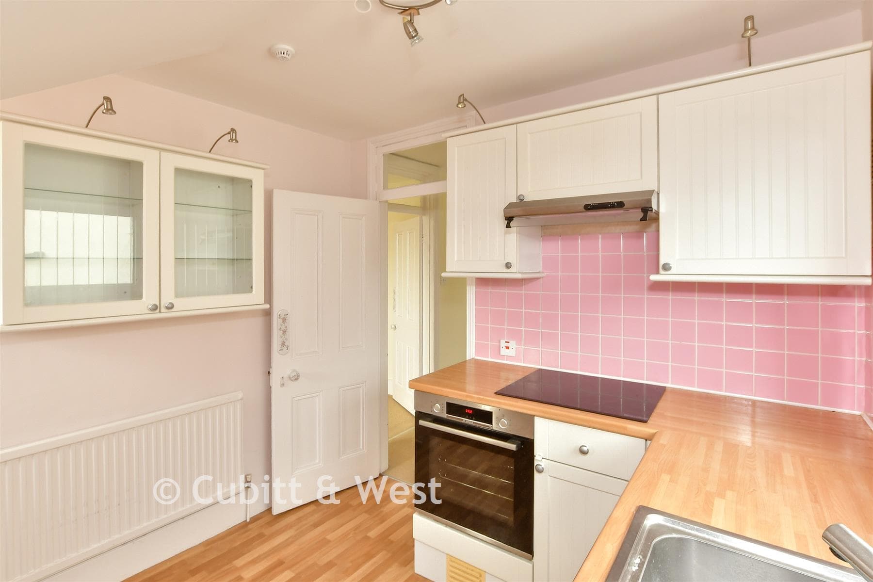 1 Bed Flat, Springfield Road Brighton — photo 4