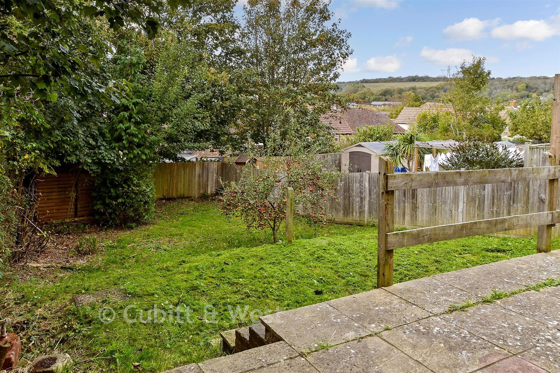 6 Bed Semi Detached House, Hillside Brighton — photo 3