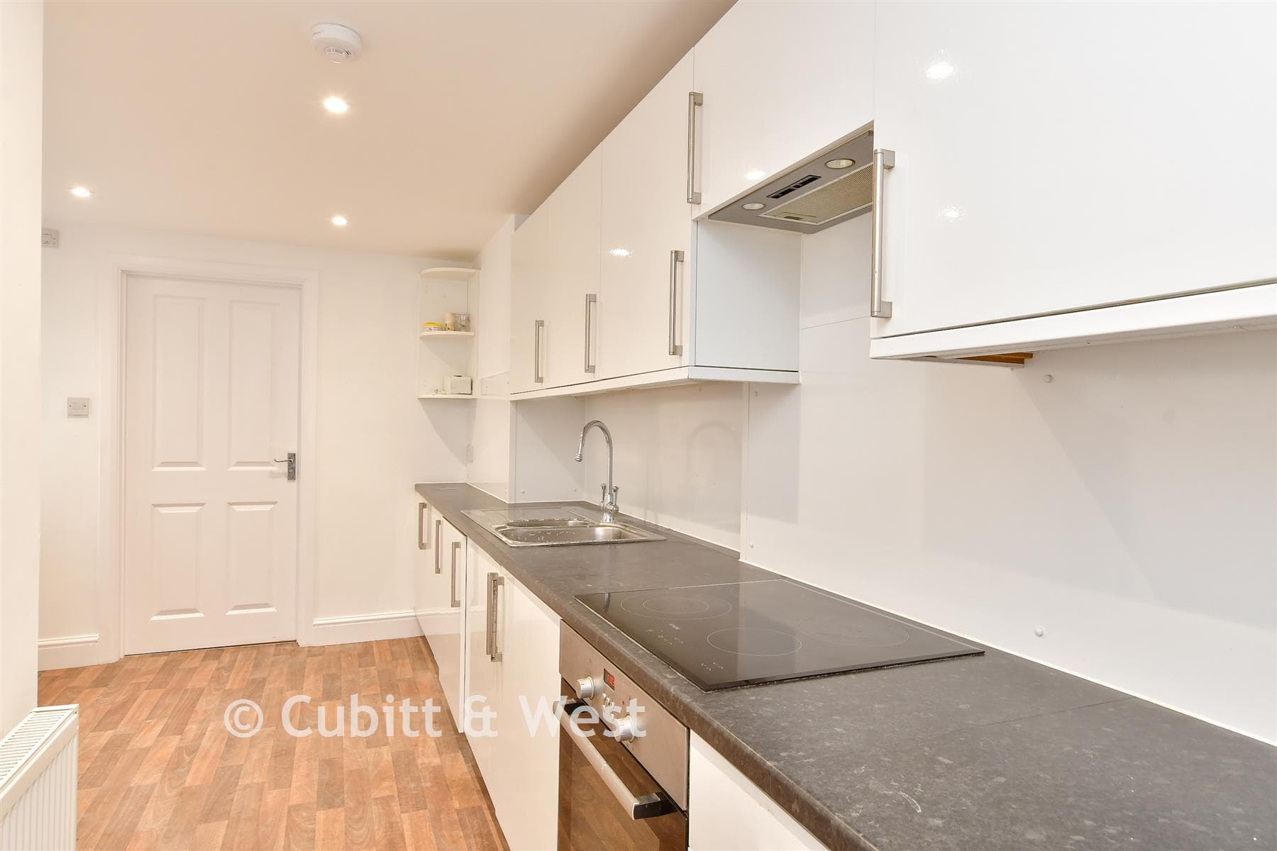 1 Bed Flat, Ditchling Rise Brighton — photo 5