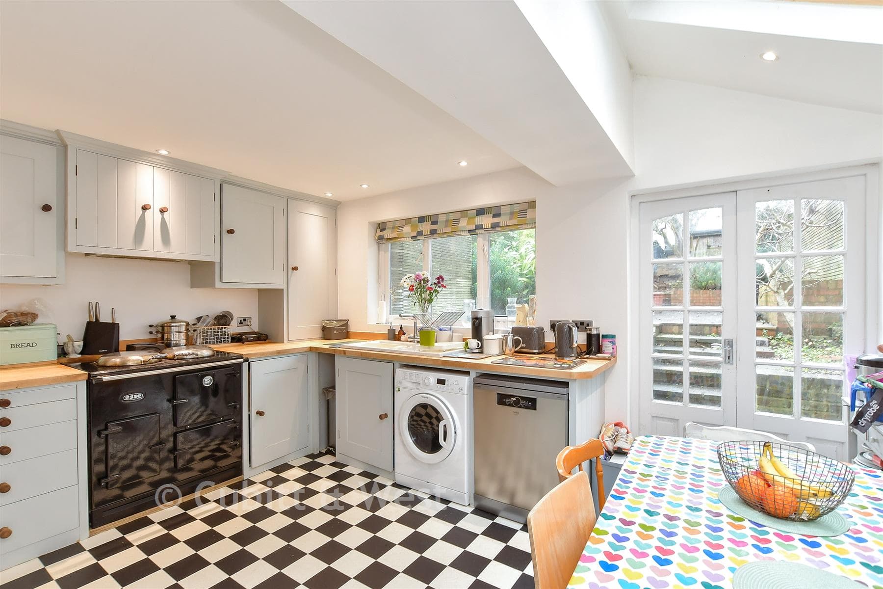 4 Bed Terraced House, Cleveland Road Brighton — photo 5