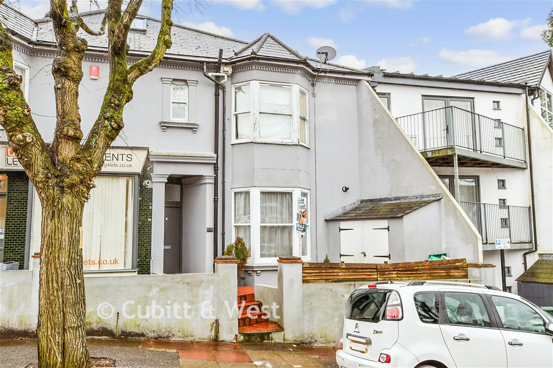 1 Bed Apartment, Hythe Road Brighton — photo 1