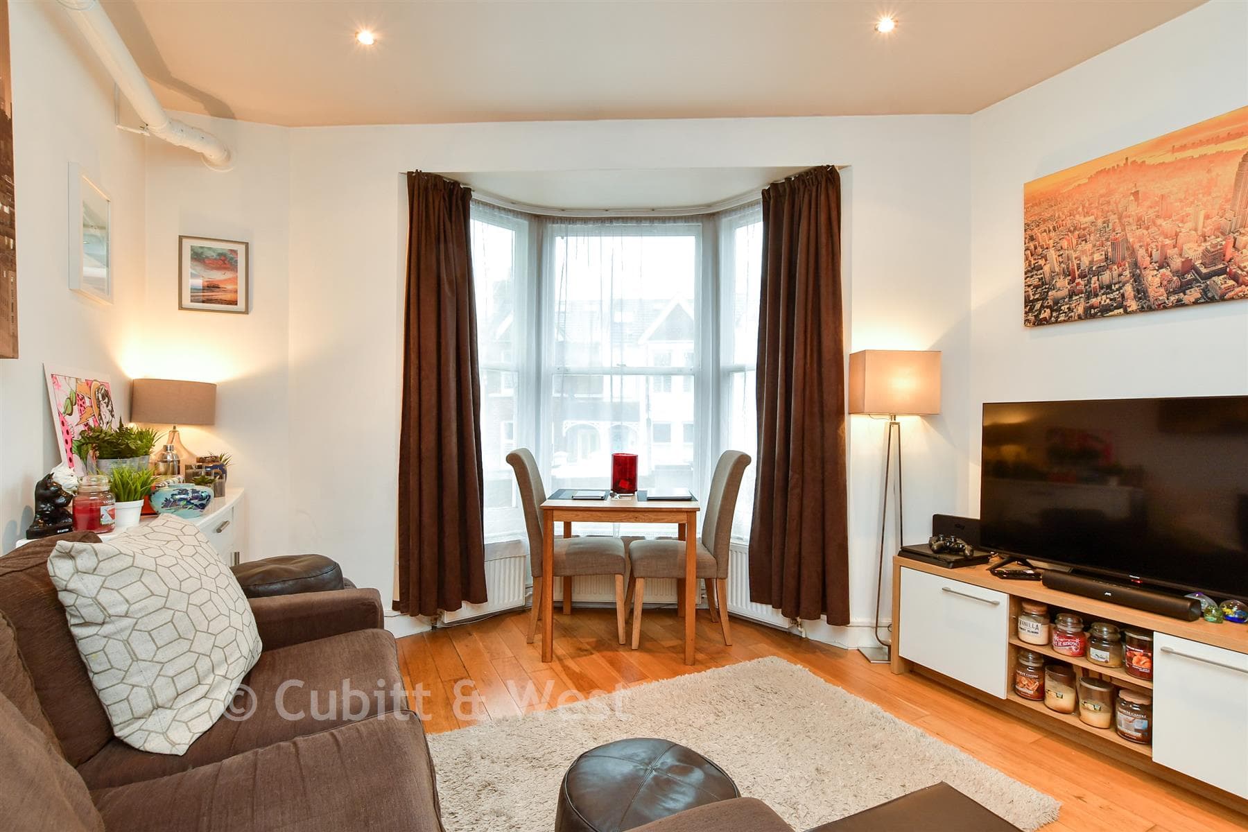 1 Bed Apartment, Hythe Road Brighton — photo 3